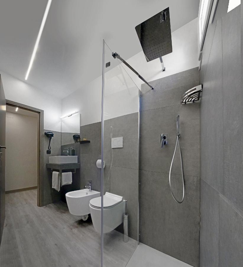 One-Bedroom Apartment,1121723337:JPEG